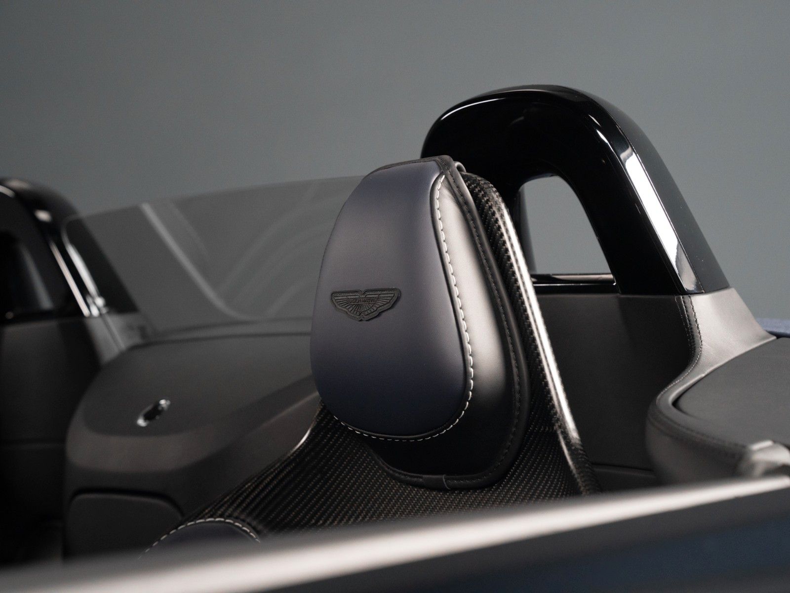 Aston Martin V12 Vantage - Bild 26