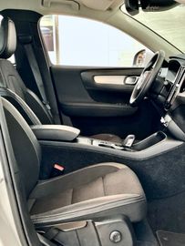Fahrzeugabbildung Volvo XC40 T3 Momentum Pro 2WD **1.Hand**LED**