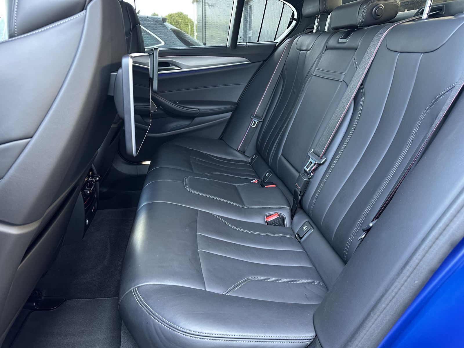 Fahrzeugabbildung BMW M5 Competition NAV+LED+KERAMIK+KAMERA+20ZOLL+1HD