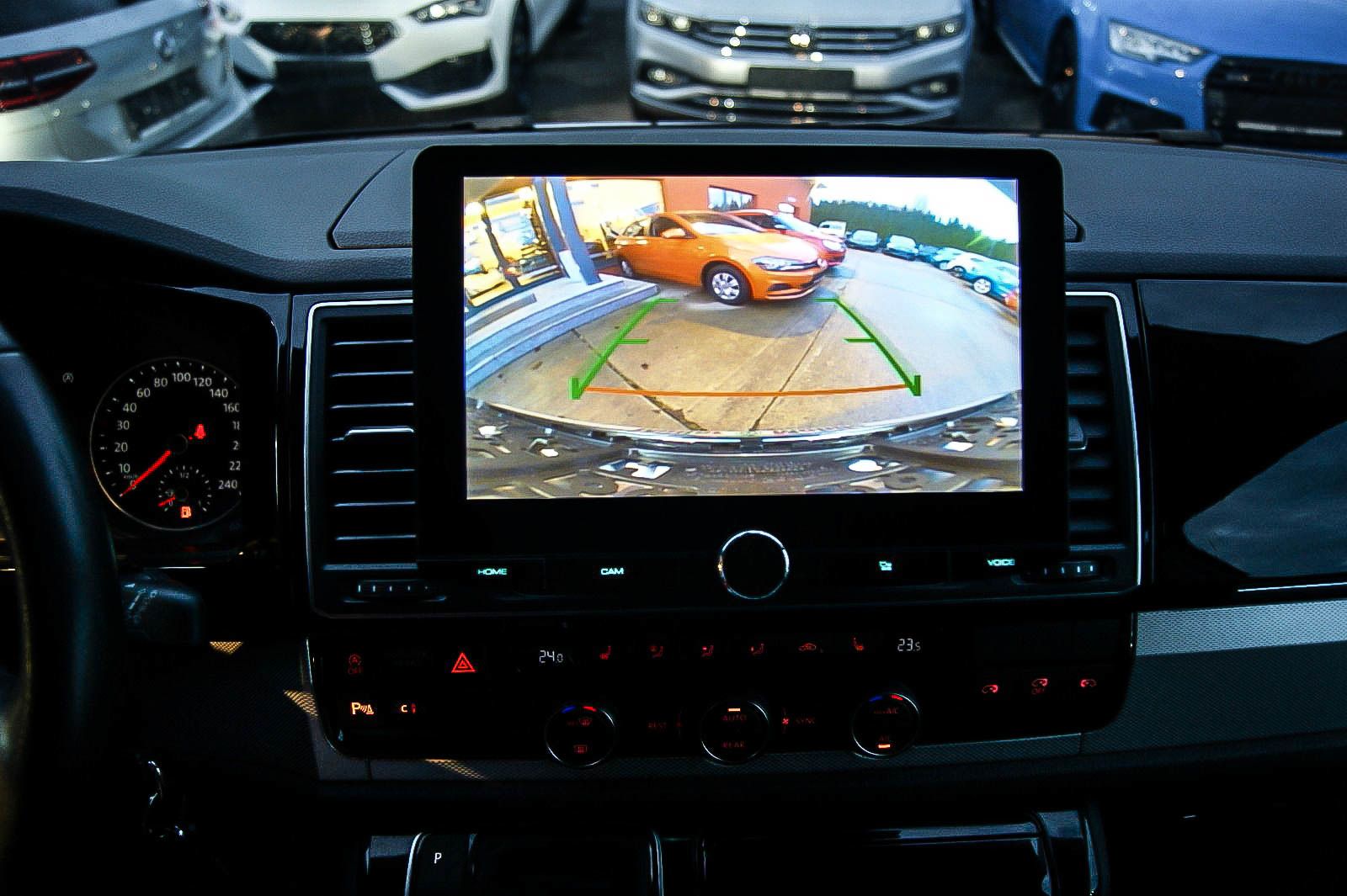 Fahrzeugabbildung Volkswagen T6 Multivan 20TDI DSG Highline 6-Sitze STHZ BETT