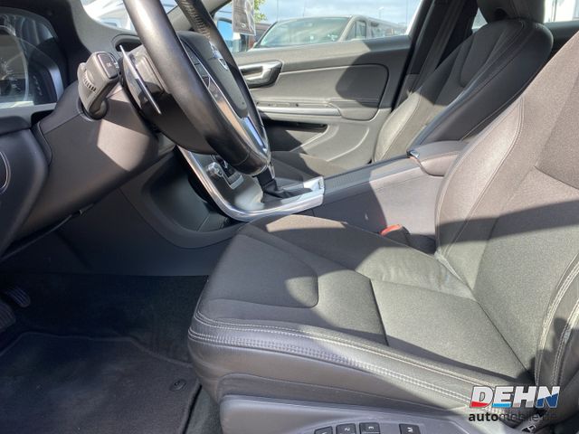 Volvo V60 T3 Momentum LichtSitzpaket Navi Winterpaket