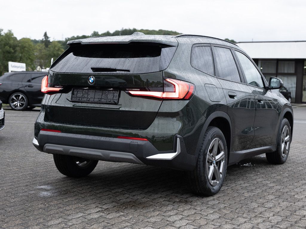 BMW X1 xDrive 20d PANO HUD 360° LED NAVI KAMERA SHZ foto 7