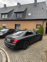 Mercedes-Benz E 200 AMG Look*4Matic*Ambiente*Multibeam-LED - gebrauchte Mercedes-Benz E 200 aus dem Jahr 2017