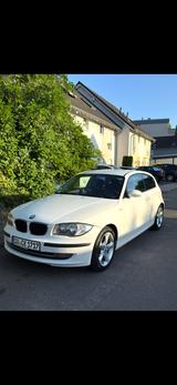 BMW Bmw 116i*Steuerkette neu*Viel ersetzt*Tüv 07/27 - BMW in Bonn: 2er