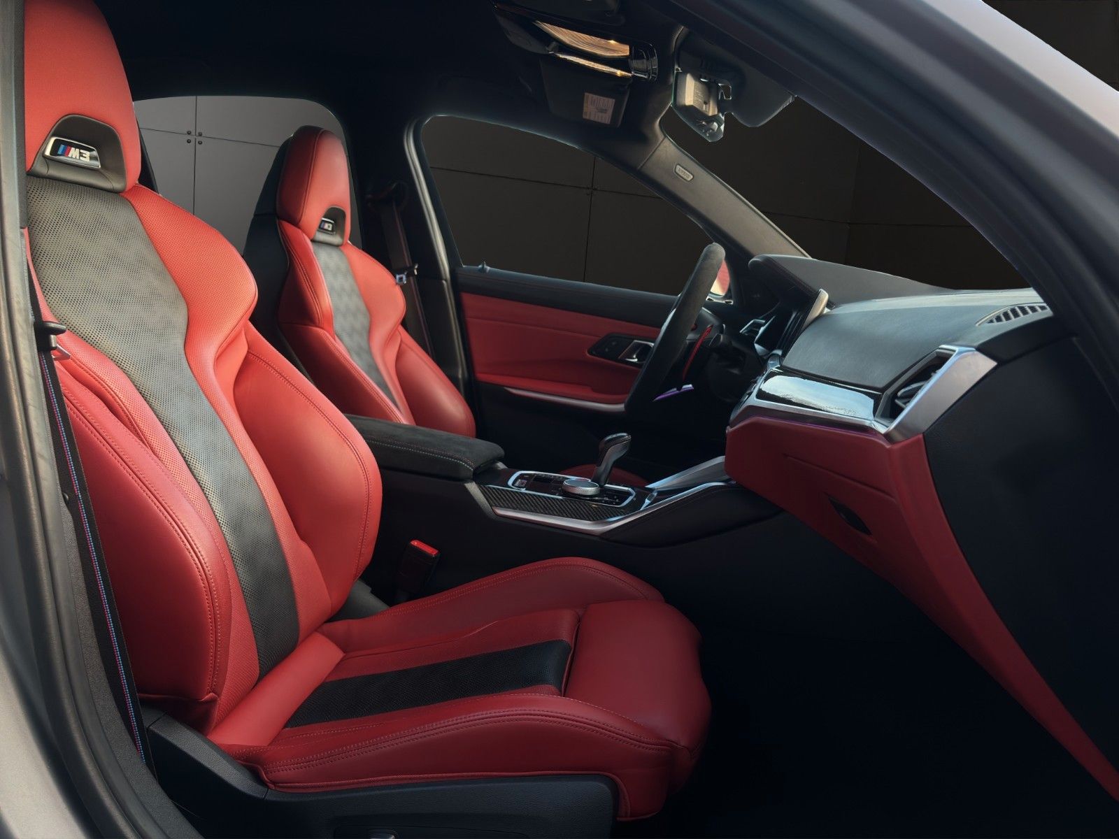 Fahrzeugabbildung BMW M3 Comp. Gelbe M-DRL/Carbon/M-Drivers/Individual