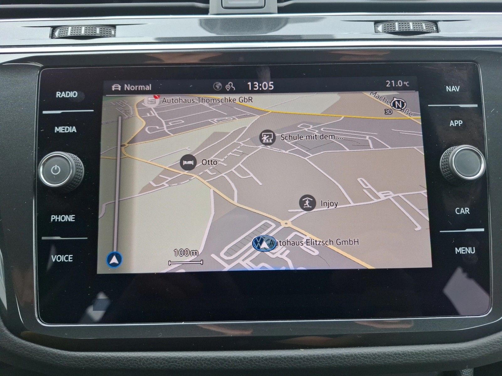 Fahrzeugabbildung Volkswagen Tiguan TDI Life DSG 4M LED AHK Navi ACC Park-Ass
