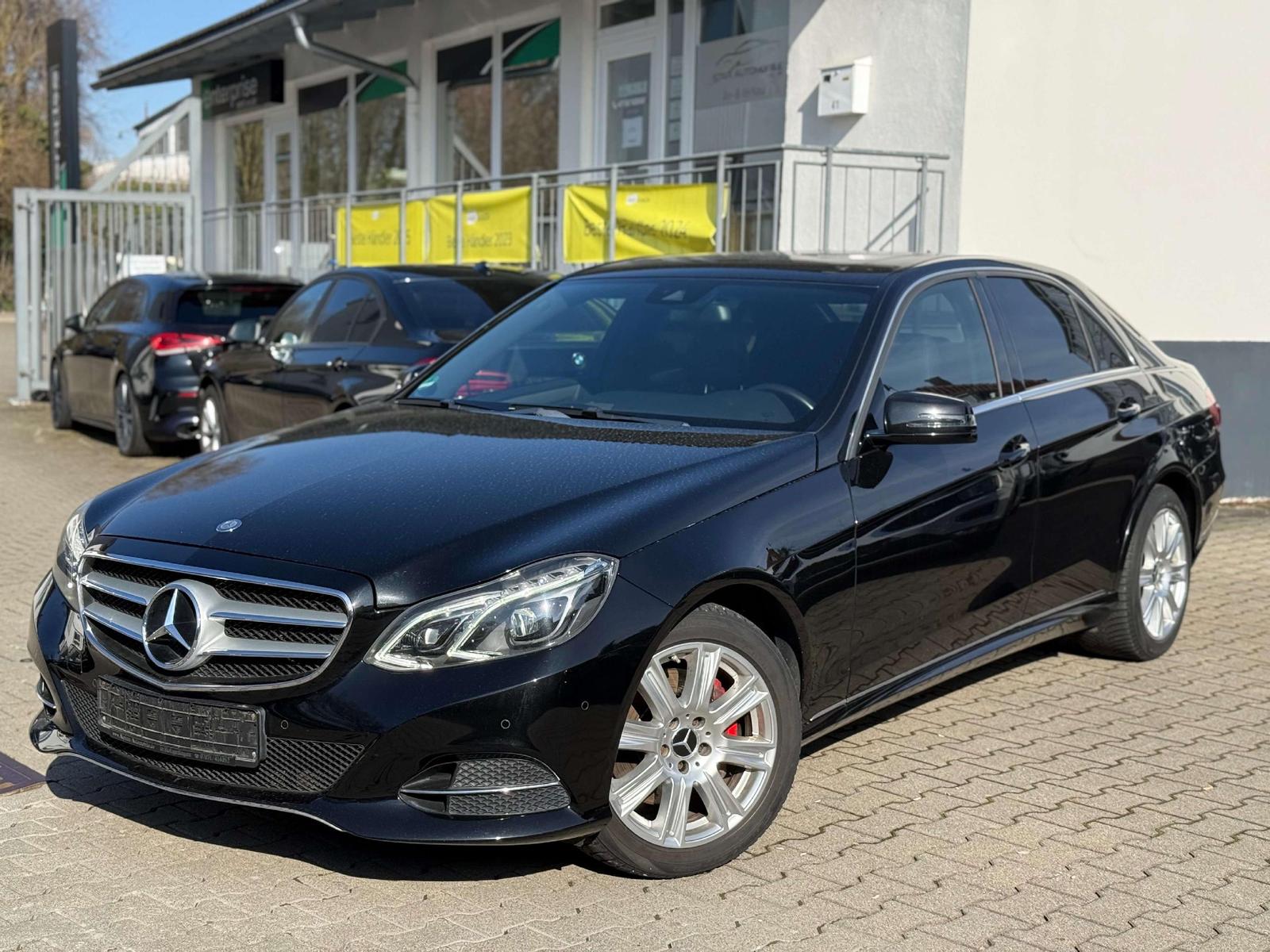 Mercedes-Benz E 250 CDI*4Matic*Leder*Schiebedach*LED*SHZ*Fernl