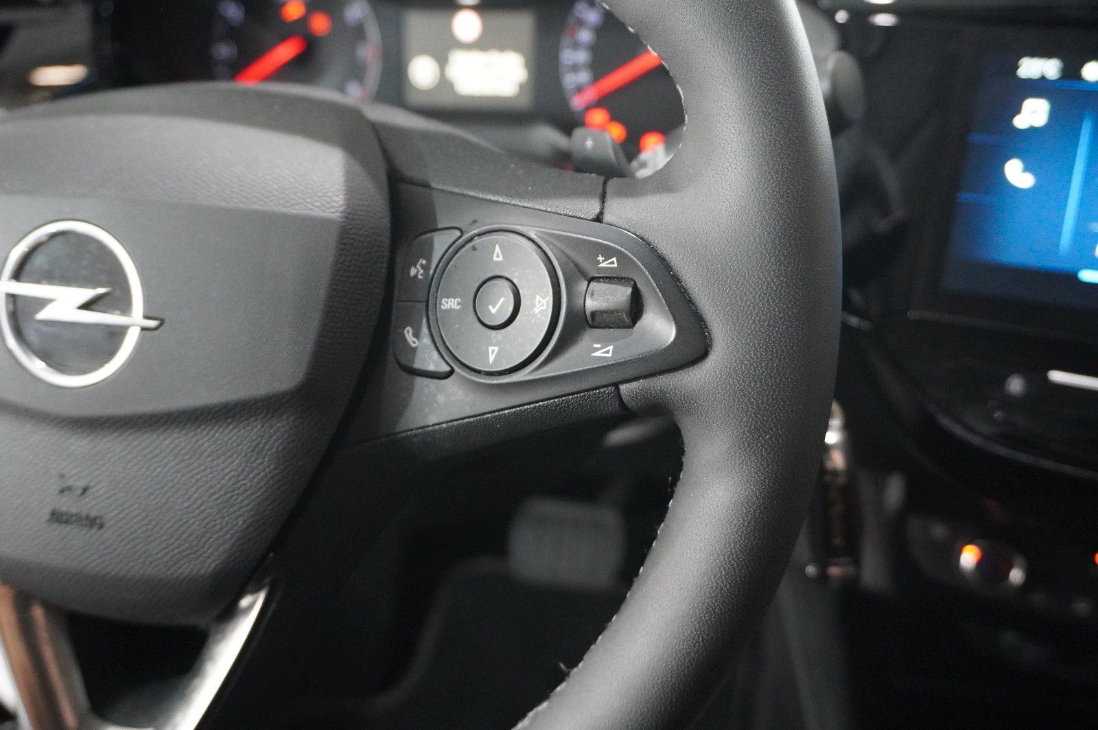 Fahrzeugabbildung Opel Corsa F 1.2T EDITION NAVI/LED/SPORT/SHZ/PDC/DAB+