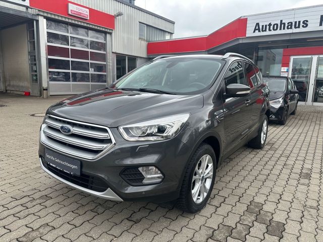 Ford Kuga 1.5 EcoBoost 2x4 Titanium