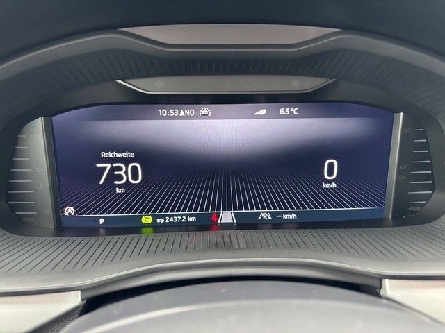 Fahrzeugabbildung SKODA Scala 1.5TSI DSG Selection +NAVI+RFK+SHZ+PDC+LED