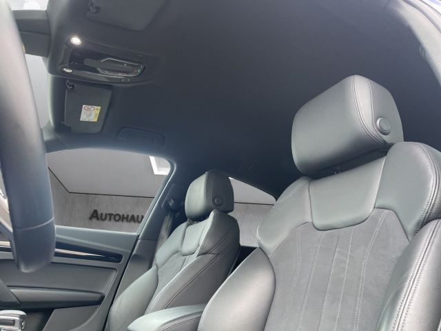 Q5 Sportback 45 TFSI qu S-line Matrix/20 Navi
