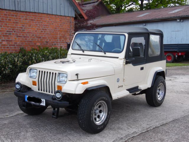 Jeep YJ 4,2L mit H-Zulassung