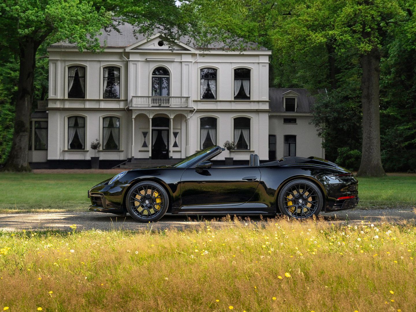 Porsche 992 Cabrio 3.0 Carrera 4S | Keramisch | Akrapovi