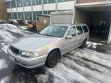 Volvo V70 2.5i/TOP Historie/1.Hand TÜV Mai 27 - gebrauchte Volvo V70 aus dem Jahr 1999