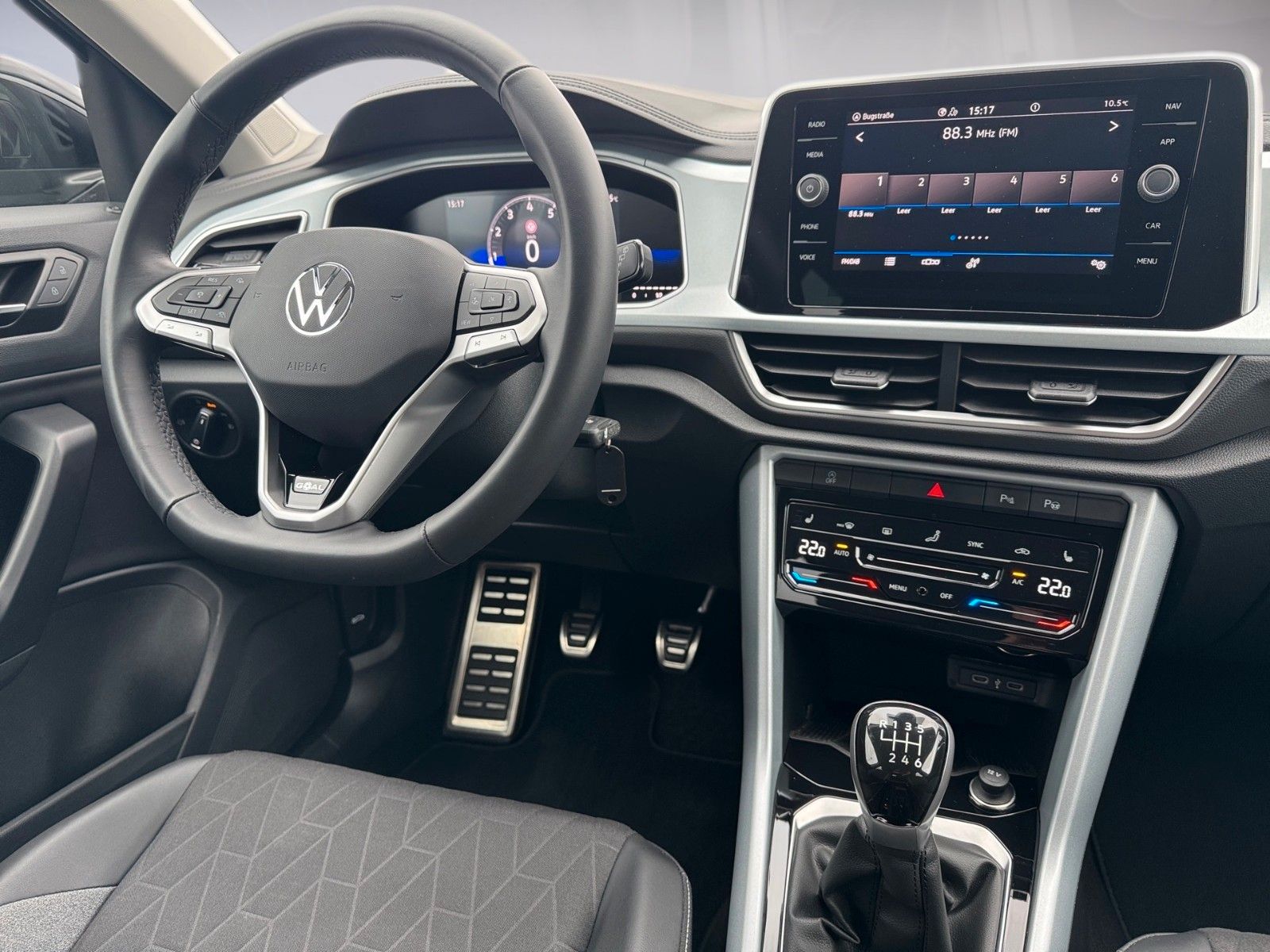 Fahrzeugabbildung Volkswagen T-Roc Life GOAL 1.0 TSI