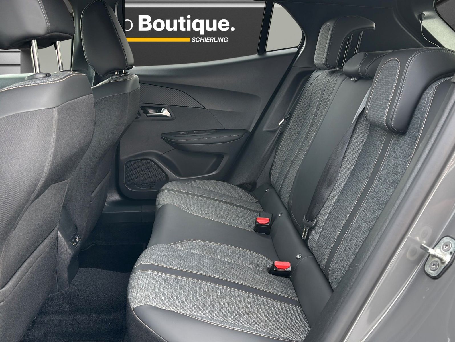 Peugeot 2008 - Bild 11