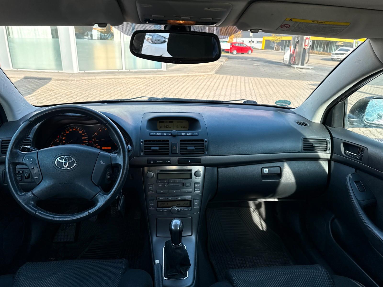Toyota Avensis 2006 — photo 13