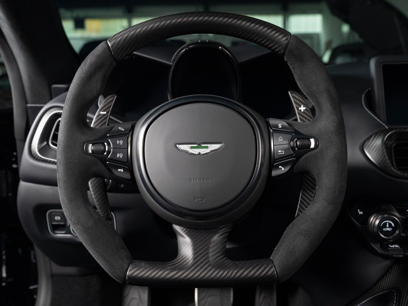 Aston Martin V12 Vantage - Bild 23