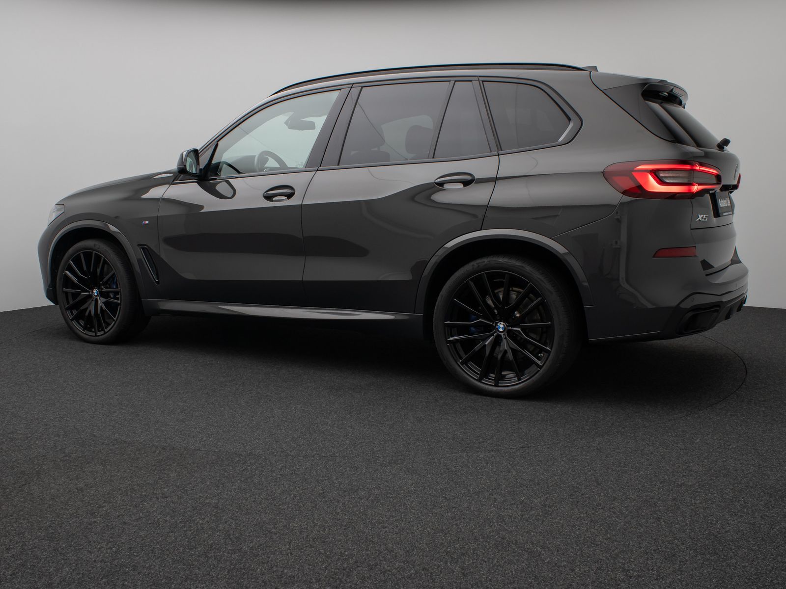 Fahrzeugabbildung BMW X5 xD40d M Sport Panorama Kamera HUD DAB HiFi