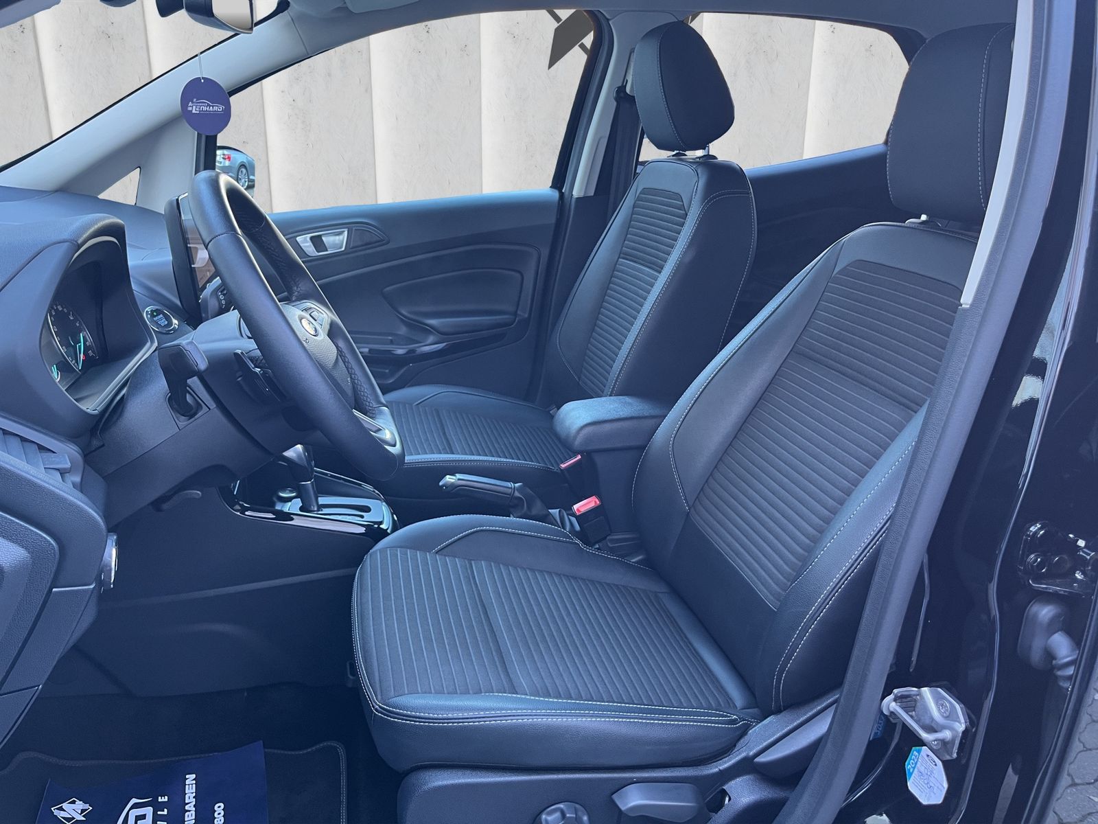 Fahrzeugabbildung Ford EcoSport **Automatik*PDC*Navi*SHZ*LHZ*SYNC**