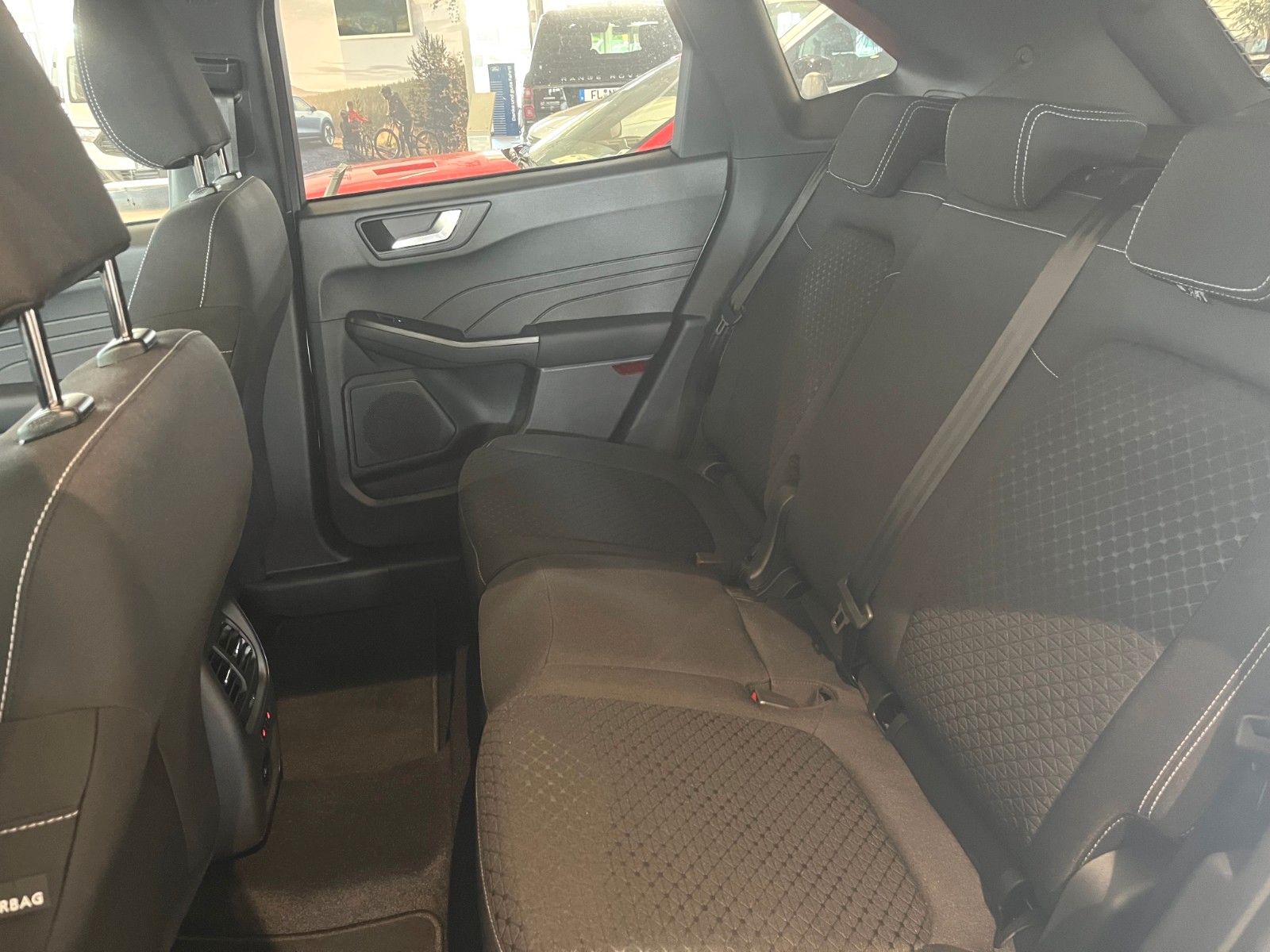 Fahrzeugabbildung Ford Kuga PHEV Titanium NAVI Kamera Winter Paket