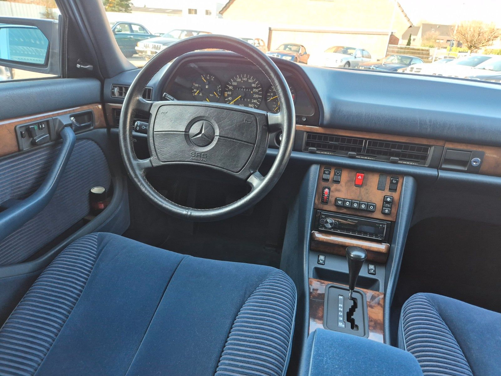 Fahrzeugabbildung Mercedes-Benz 560 SEL/Orig. km/Topfahrzeug