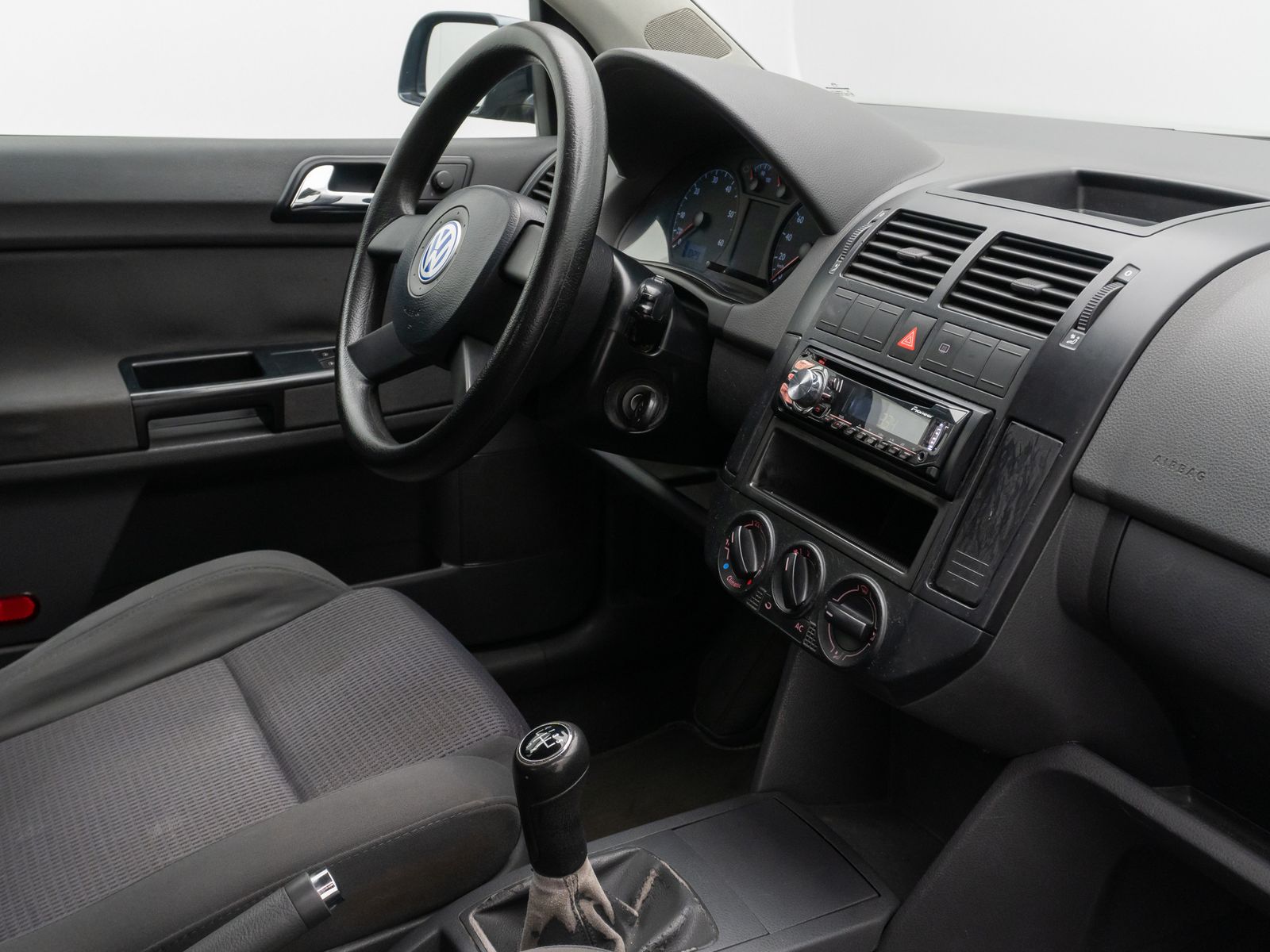 Fahrzeugabbildung Volkswagen Polo 1.4 Trendline Sportstz Klimanlage ABS Stoff