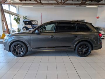 Audi Q7 50 TDI quattro S line