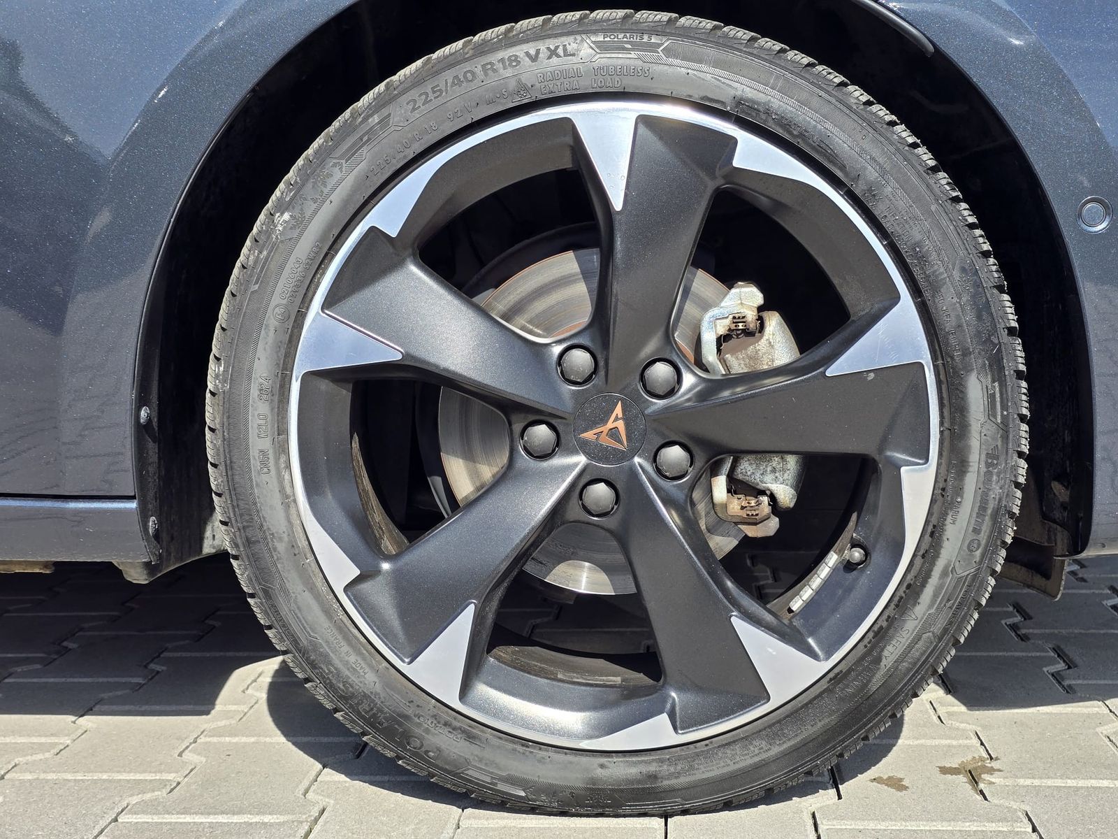 Fahrzeugabbildung CUPRA Leon 1.5 eTSI DSG MATRIX-LED*ACC*AHK*KAMERA*18"