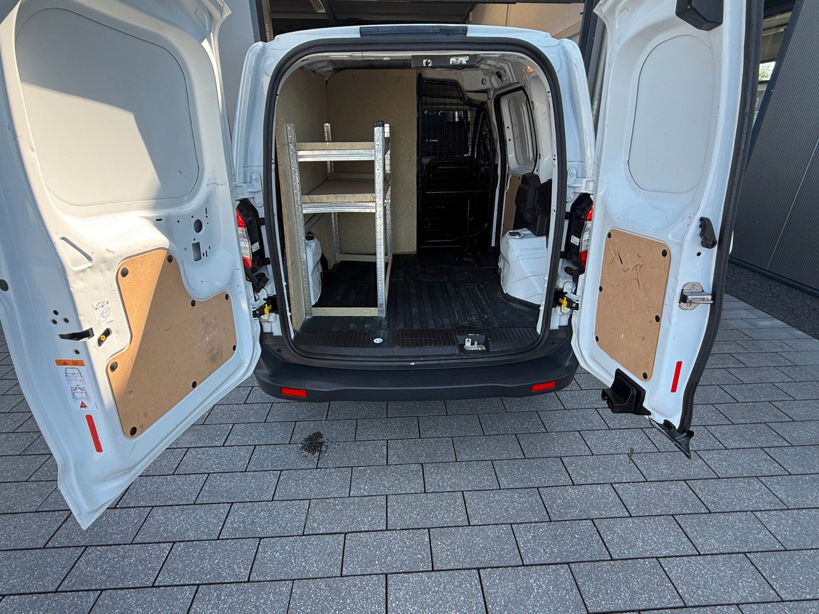 Fahrzeugabbildung Ford Transit Courier Trend