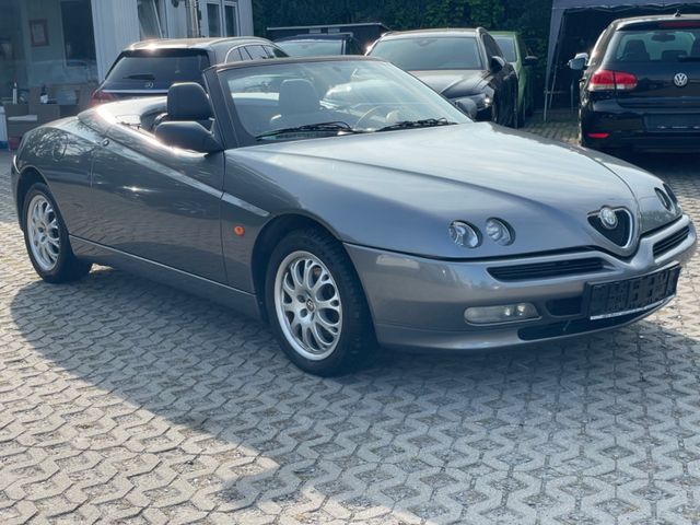 Alfa Romeo Spider 2.0 T.Spark  1Hand