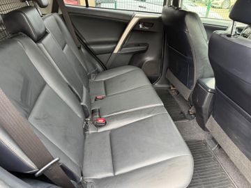 Toyota RAV 4 - 11