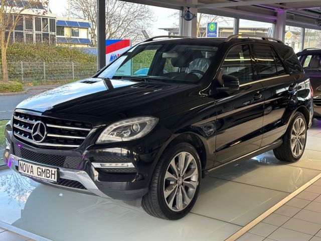 Mercedes-Benz ML 350 BlueTEC 4MATIC*20ZOLL*2.HAND*AHK*SPORT*HK