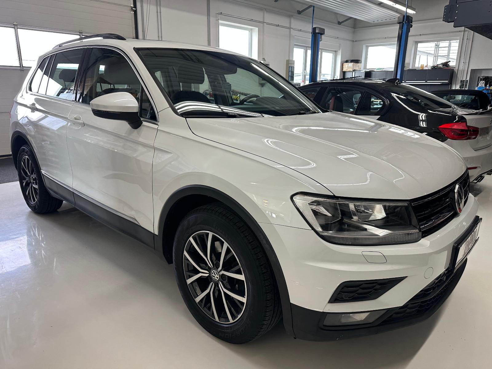 Volkswagen Tiguan Comfortline BMT/Start-Stopp/Pano
