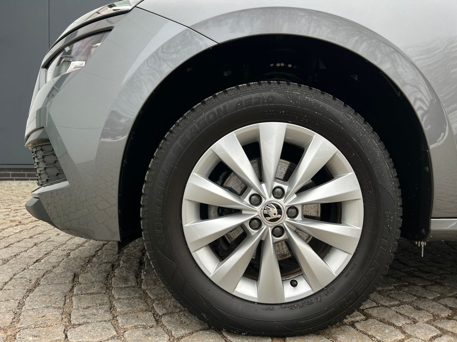 Fahrzeugabbildung SKODA Kamiq Style 1.0 TSI *Klima , Sitzheizung, LM-Fel