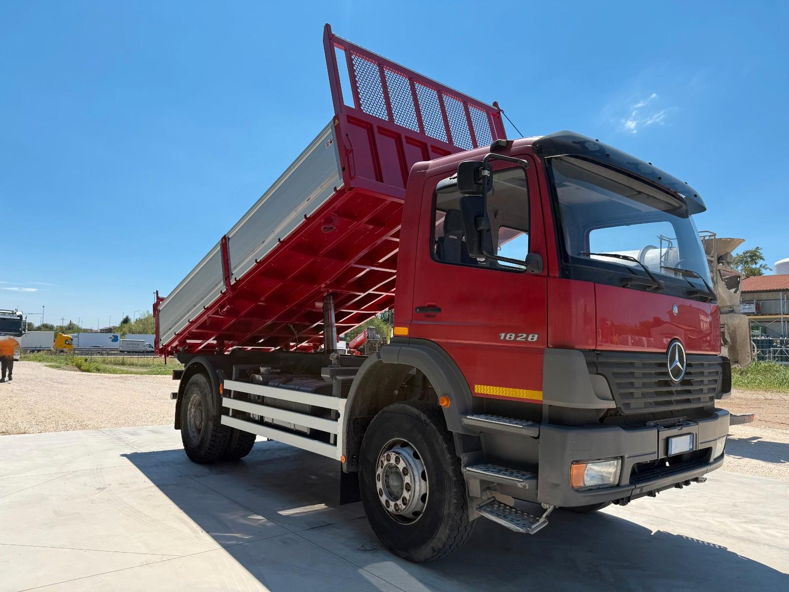 Mercedes-Benz Atego 1828K Kipper blattgefedert 4x2 EU3