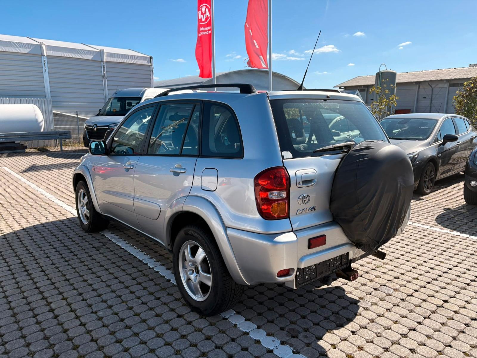 TOYOTA RAV4 - 2.0 -150 CV - BVM - VOLANT EN CUIR