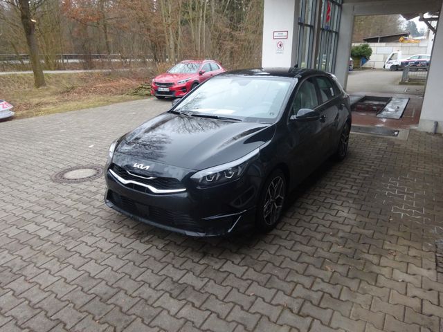 Kia Ceed 1.5 T-GDI Ultimate Edition  DCT