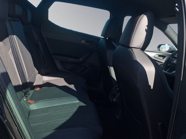 Leon KEYLESS PDC SHZ KAMERA NAVI ACC FACEL. LED