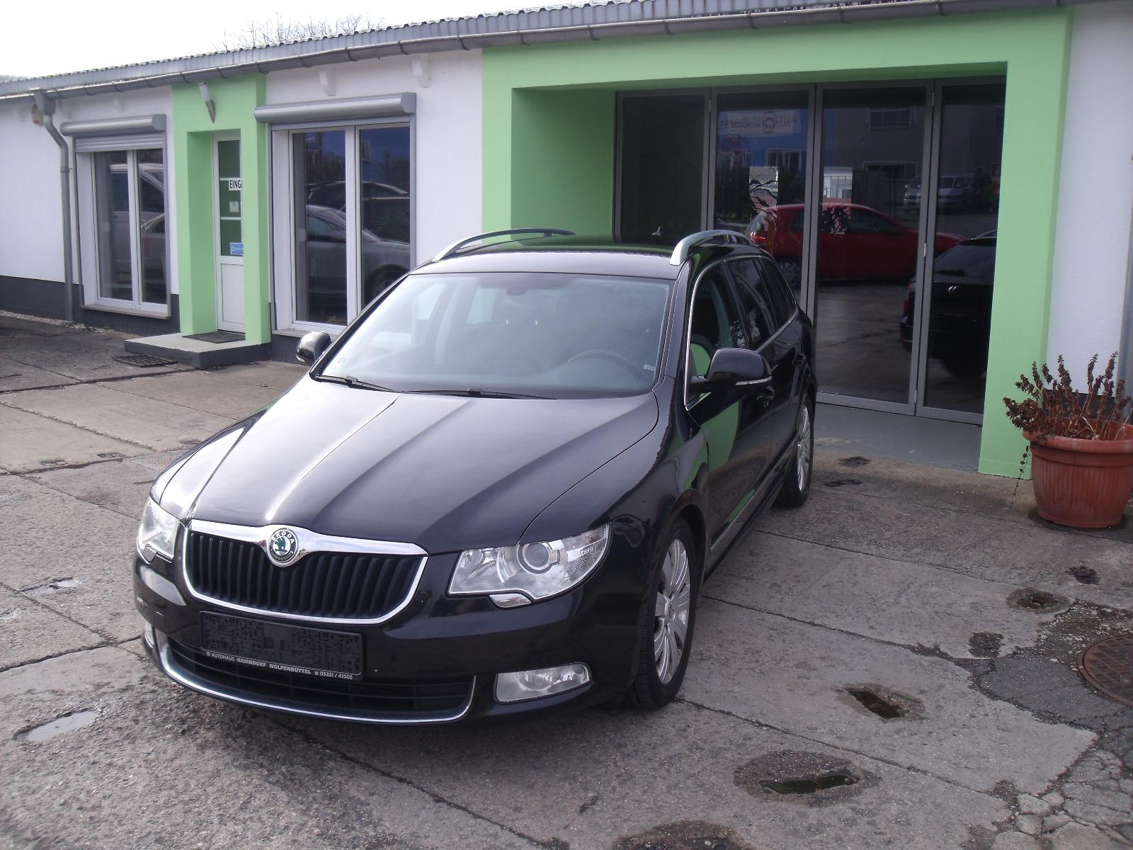 Skoda Superb Combi Elegance Volleder Navi