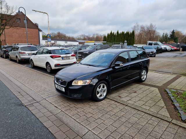 Volvo V50 Kombi D2 Business Edition*2.Hand*PDC*Temp*BC