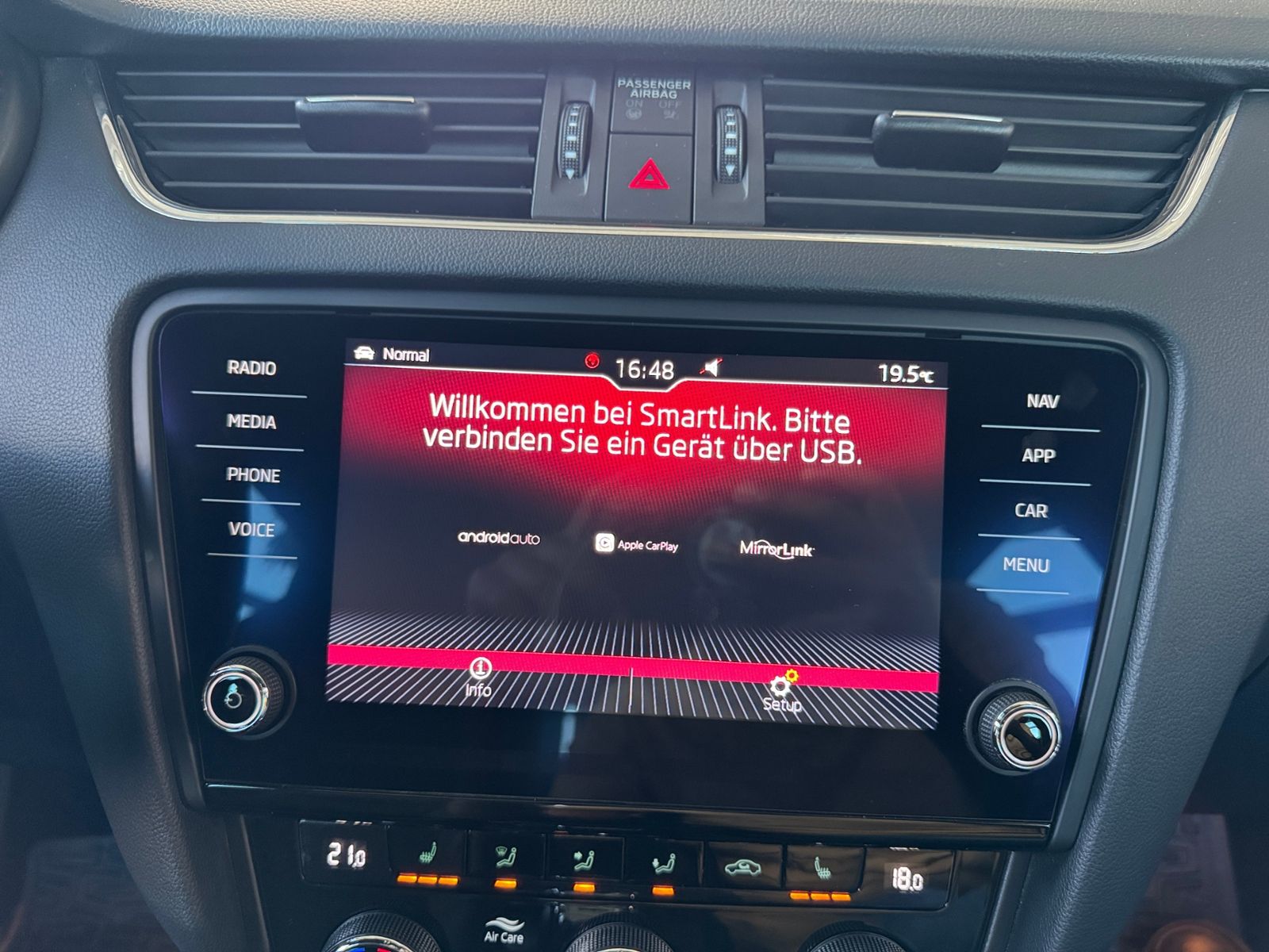 Fahrzeugabbildung SKODA Octavia Combi RS 245 LED NAVI ALU
