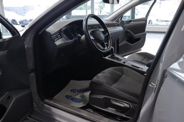 Volkswagen Passat Variant - 9