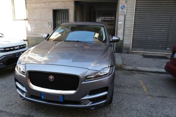 Jaguar F-Pace - 1