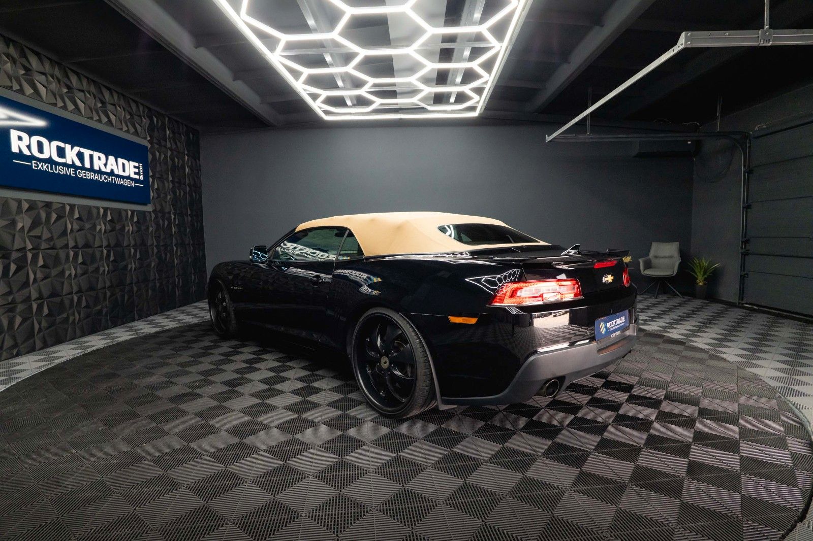 Fahrzeugabbildung Chevrolet Camaro 6.2 V8 | Deutsche EZ | Unfallfrei | Xenon