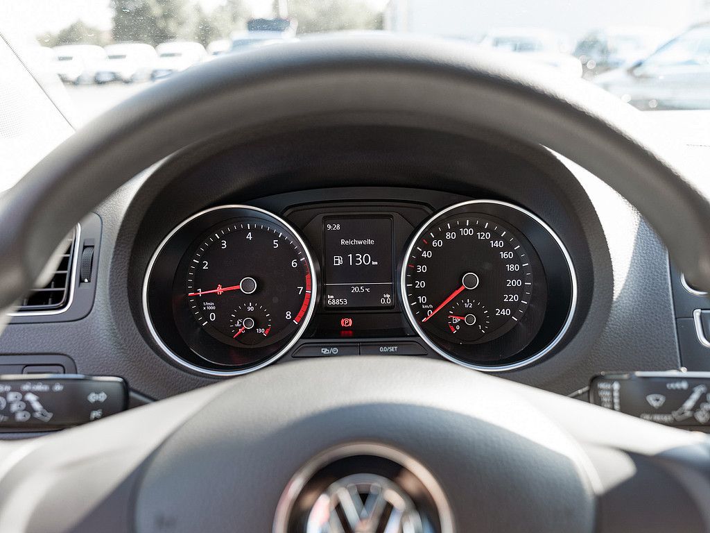 Fahrzeugabbildung Volkswagen Polo 1.0 Comfortline KLIMA PDC SITZHEIZUNG