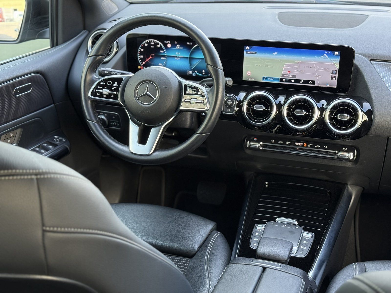 Fahrzeugabbildung Mercedes-Benz B 180 Progressive*AUTOMATIK*NAVI*PDC*SPURHALTE*