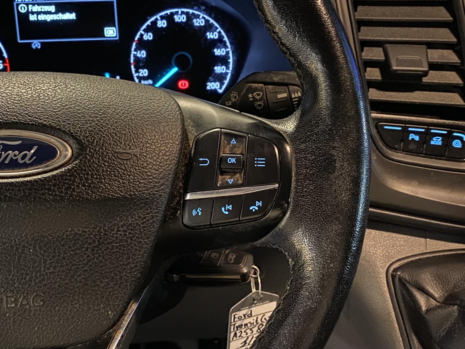 Ford Transit Custom L2 H2 Würth-Regale Navi R.Cam PDC