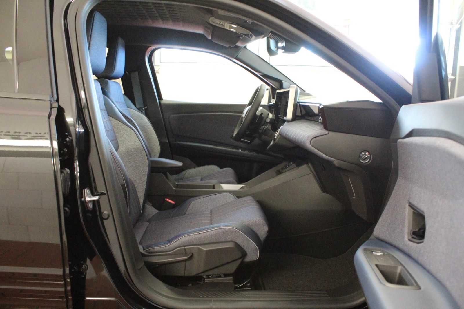 Fahrzeugabbildung Renault R 4 150 Comfort Range Techno*Winterpaket*
