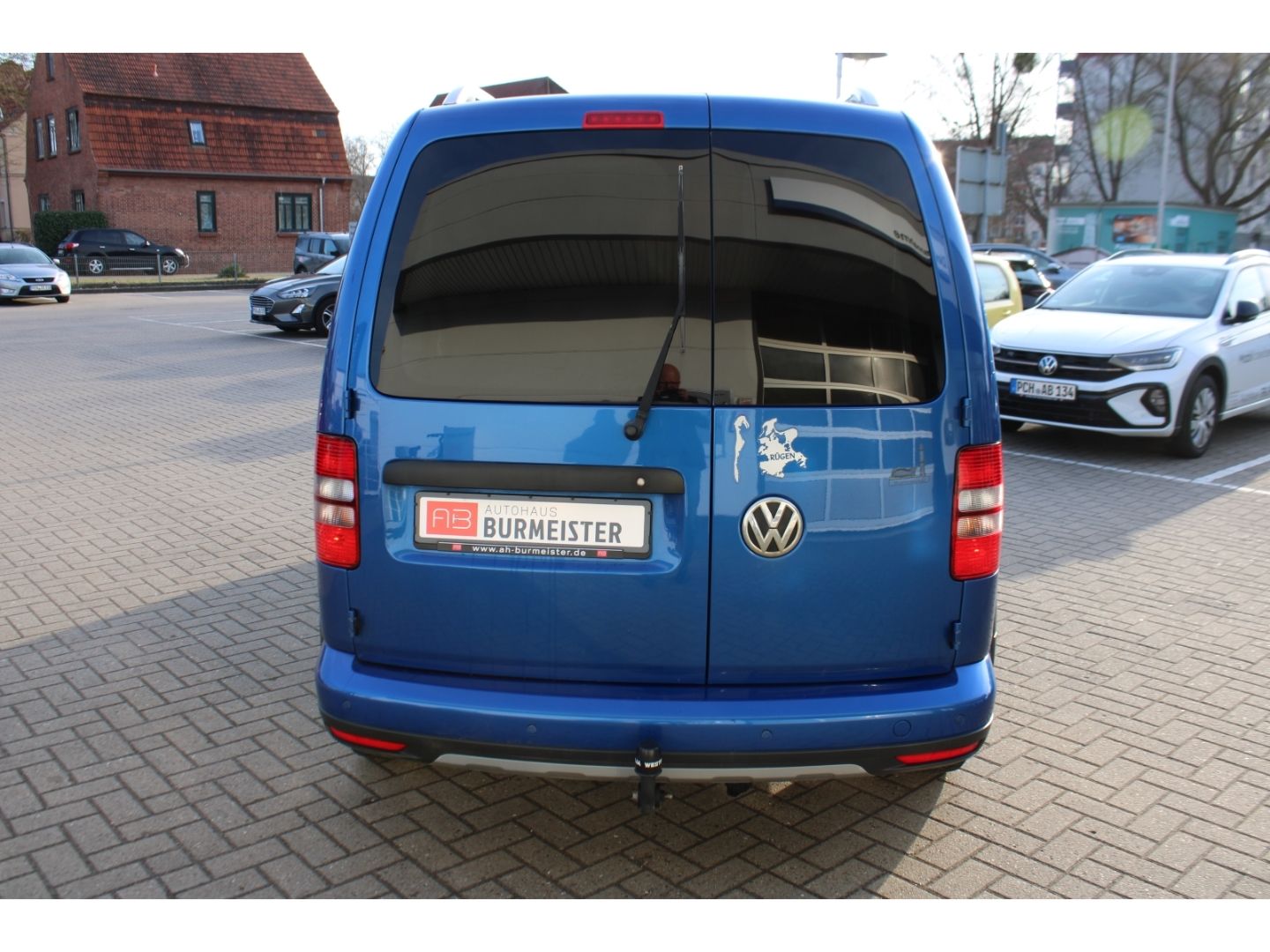 Fahrzeugabbildung Volkswagen Caddy Kombi Cross BMT AHK-abnehmbar Mehrzonenkli